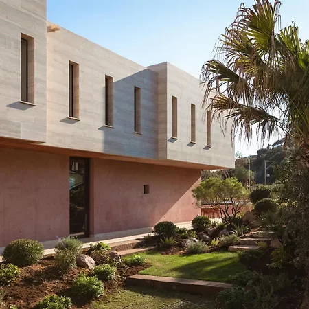 Le Levant Villa *